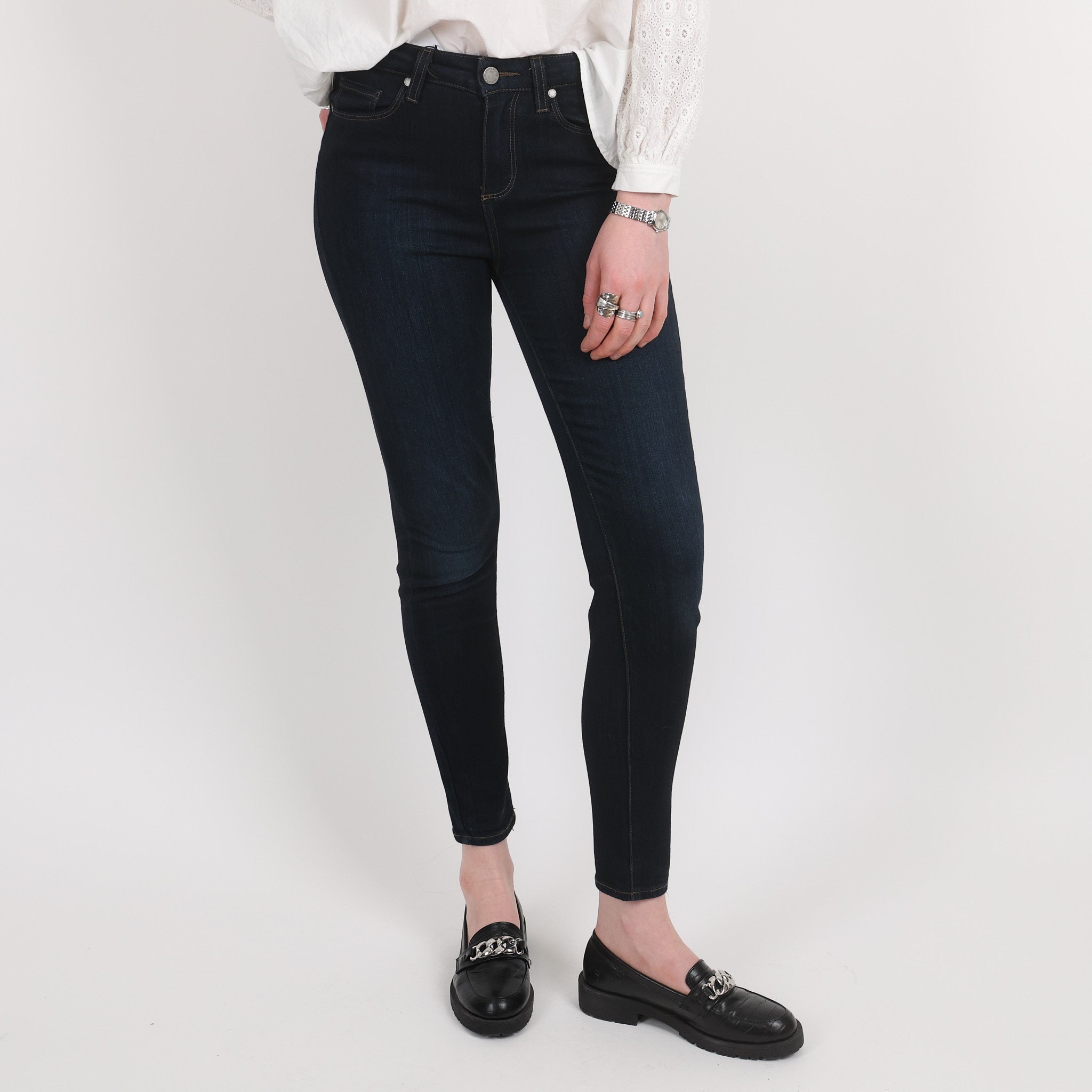 Paige Jeans, Waist 26 — The Cirkel