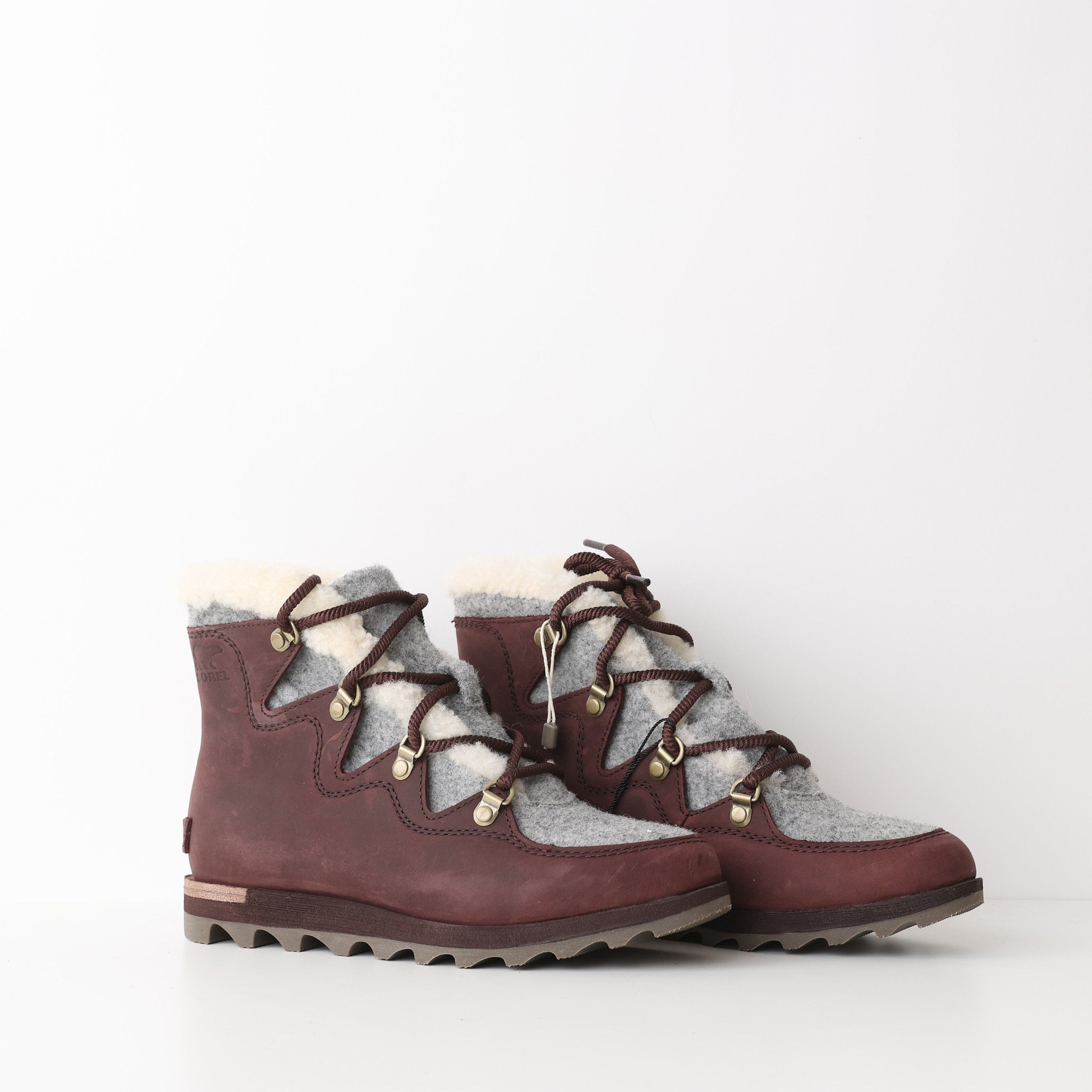 Sneakchic sorel on sale